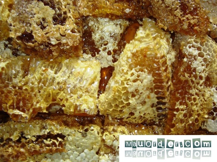 Madu Asli Bongkahan